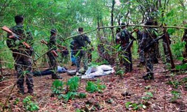 മാവോയിസ്റ്റുകള്‍ കേരളത്തില്‍ ഉദ്യോഗസ്ഥരെ റാഞ്ചാന്‍ പദ്ധതിയിരുന്നു ; തട്ടിക്കൊണ്ടുപോയി വിലപേശാന്‍ നീക്കം, ഒളിപ്പോരില്‍ പരിശീലനം കിട്ടിയവര്‍ അതിര്‍ത്തി കടന്നു