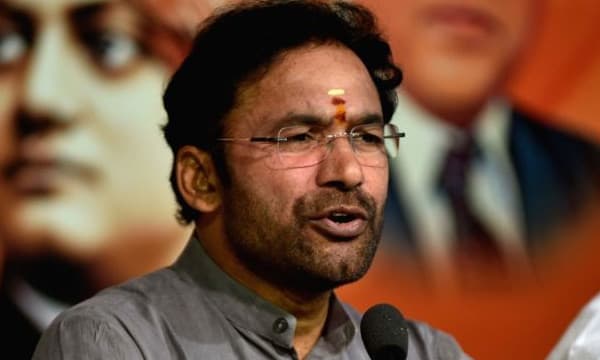 ''ആ മൂന്ന് രാജ്യങ്ങളിലെയും ഇസ്‌ളാമികള്‍ അല്ലാത്തവര്‍ പിന്നെ എവിടെ പോകും,...ഇറ്റലിയിലേക്കോ?'' ; പൗരത്വ ഭേദഗതി നിയമത്തില്‍ കോണ്‍ഗ്രസിനെ വിമര്‍ശിച്ച് കേന്ദ്രമന്ത്രി