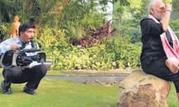 പ്രസിദ്ധമായ മോഡി ചിത്രങ്ങള്‍ക്ക് പിന്നില്‍ ഈ ഫോട്ടോഗ്രാഫര്‍