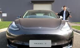 ചൈനയില്‍ നിര്‍മ്മിച്ച വാഹനങ്ങളുമായി ടെസ്ല ; ആദ്യ വാഹനങ്ങള്‍ നല്‍കിയത് ജീവനക്കാര്‍ക്ക്