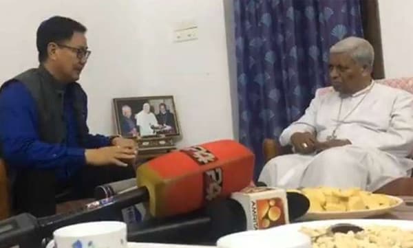 പൗരത്വ നിയമ ഭേദഗതി: കേന്ദ്രമന്ത്രിയെ ആശങ്ക അറിയിച്ച് ബിഷപ്പ് സൂസൈപാക്യവും മുസ്ലീം അസോസിയേഷനുകളും 