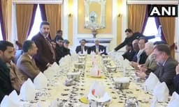 കശ്മീരിലെ സ്ഥിതിഗതികള്‍ വിലയിരുത്താന്‍ വിദേശ സംഘത്തിന്റെ സന്ദര്‍ശനം തുടങ്ങി: സംഘത്തില്‍ 15 രാജ്യങ്ങളുടെ പ്രതിനിധികള്‍