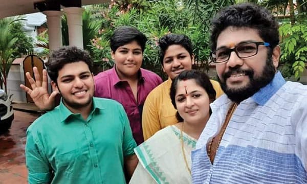 " റിങ്‌സ് ബൈ ആനി " പുത്തന്‍ വിശേഷങ്ങളുമായി ആനി