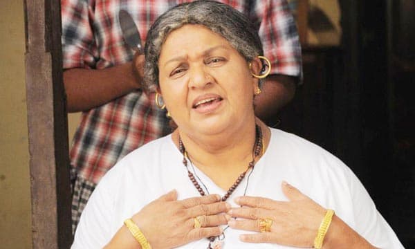 നാടകത്തില്‍ പോയാല്‍ പെണ്ണ് പിഴച്ച് പോവുമെന്ന് പറഞ്ഞ് അമ്മ കിണറ്റില്‍ ചാടാന്‍ പോയി; അഭിനയത്തിന്റെ അരനൂറ്റാണ്ടു തികച്ച് കവിയൂര്‍ പൊന്നമ്മ