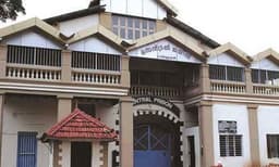 'അളിയാ നീ എത്രയും പെട്ടെന്ന് ഇവിടേക്ക് വരണം, അടിപൊളിയാണ്, ഫൈവ് സ്റ്റാര്‍ ഹോട്ടലിനേക്കാള്‍ സൗകര്യമാ ഇവിടെ, നീ കൂടി വന്നാല്‍ നമുക്ക് ഇവിടെ അടിച്ചുപൊളിക്കാം'; വിയ്യൂരിലെ തടവുകാരന്‍ മറ്റൊരു ജയില്‍പുള്ളിക്ക് അയച്ച കത്ത്