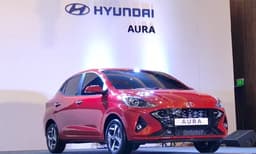 ബിഎസ് 6 കോംപാക്ട് സെഡാൻ ഹ്യുണ്ടേയ് ഓറ വിപണിയിൽ