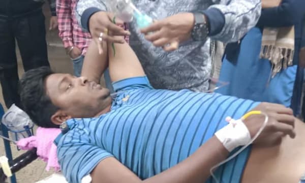 വെടിവയ്പില്‍ പരിക്കേറ്റയാള്‍/ചിത്രം: ഹിന്ദുസ്ഥാന്‍ ടൈംസ്‌