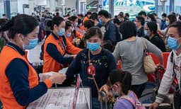 കൊറോണ ബാധിച്ച യുവതിയുടെ ഒപ്പം വിമാനത്തില്‍ സഞ്ചരിച്ചവരും നിരീക്ഷണത്തില്‍ ; സംശയം തോന്നിയാല്‍ സാംപിളുകള്‍ പരിശോധനയ്ക്ക് അയയ്ക്കും