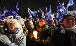  ബ്രിട്ടന്‍ യൂറോപ്യന്‍ യൂണിയനില്‍നിന്ന് വേര്‍പിരിഞ്ഞു ;  സ്വതന്ത്രസഞ്ചാരം ഉള്‍പ്പെടെ മിക്ക നിയമങ്ങളും ഡിസംബര്‍ വരെ തുടരും