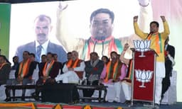 ആം ആദ്മി പാര്‍ട്ടിയുടെ പേര് മാറ്റി മുസ്ലീം ലീഗ് എന്നാക്കണമെന്ന് കപില്‍ മിശ്ര