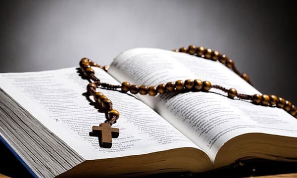 ആരാണ് ക്രിസ്ത്യാനി? സര്‍ക്കാരിന്റെ നിര്‍വചനത്തില്‍ പ്രതിഷേധം , ഓര്‍ത്തഡോക്‌സ് സഭ സുപ്രീം കോടതിയിലേക്ക്