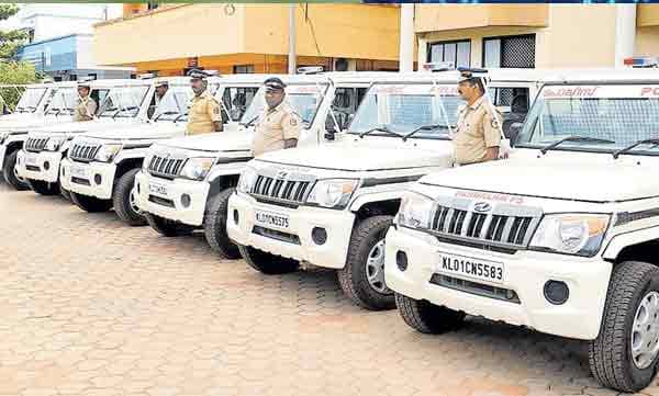 ഹെലികോപ്റ്റര്‍ വാങ്ങാന്‍ ഒരുങ്ങി ; ജീപ്പില്‍ ഡീസലിടിക്കാന്‍ പോലും പണമില്ലാതെ കേരള പോലീസ് 