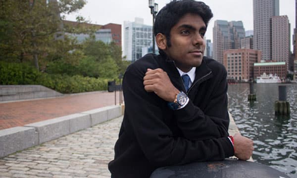 'ഗ്രാജുവേഷന്റെ' പടിവാതില്‍ക്കല്‍ ആ ജീവന്‍ ദുബായില്‍ ഉണ്ടായ കാര്‍ അപകടത്തില്‍ നിലച്ചു: ശരദ് കുമാറിനെ 'ഓര്‍ത്ത്' സുഹൃത്തുക്കളും അധ്യാപകരും 