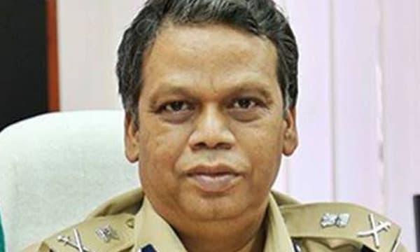 വന്‍ വിവാദത്തിന്റെ നിഴലില്‍ ലോക്‌നാഥ് ബെഹ്‌റ സര്‍ക്കാര്‍ ചെലവില്‍ ബ്രിട്ടനിലേക്ക് ; വിദേശയാത്രയ്ക്ക് പണം നല്‍കുന്നത് ഖജനാവില്‍ നിന്നും  