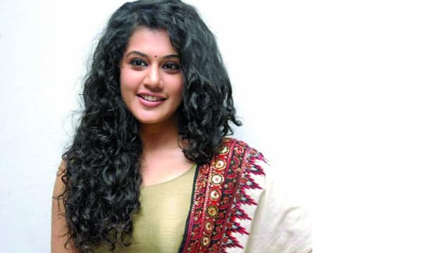 സുന്ദരിയേ ചെമ്പകമലരേ