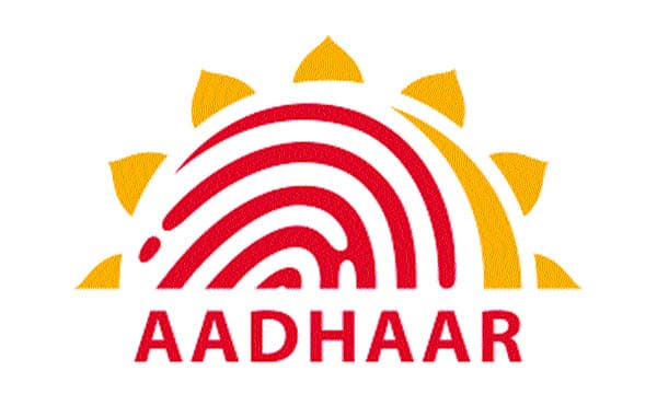 ആധാരവും ആധാറും ബന്ധിപ്പിക്കാന്‍ ഉത്തരവ് ; ഒരാള്‍ക്ക് സംസ്ഥാനത്ത് എവിടെ, എത്ര ഭൂമിയുണ്ടെന്ന കൃത്യമായ വിവരം സര്‍ക്കാരിനു ലഭിക്കും