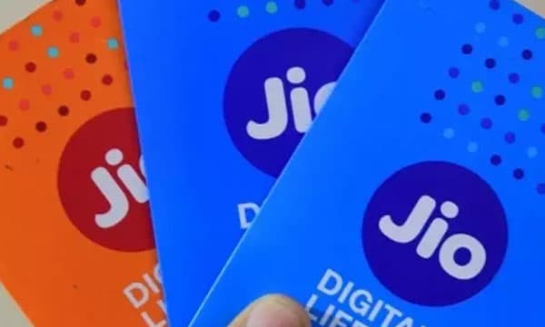 4ജി സ്പീഡില്‍ ജിയോ മുന്നിൽ, അപ്‌ലോഡില്‍ വോഡഫോണ്‍