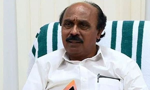 ഭൂമി ആധാറുമായി ബന്ധിപ്പിക്കല്‍ നിര്‍ബന്ധമല്ല ; വിയോജിക്കുന്നവര്‍ കാരണം വ്യക്തമാക്കണം,  റവന്യുമന്ത്രി 