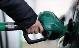 ഏപ്രില്‍ ഒന്ന് മുതല്‍ ശുദ്ധമായ പെട്രോളും ഡീസലും ; ഇന്ത്യ എലൈറ്റ് ക്ലബ്ബിലേക്ക് 