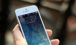 100 അല്ല, എസ്എംഎസുകള്‍ ഇനി പരിധിയില്ലാതെ അയയ്ക്കാം: നിയന്ത്രണം നീക്കാന്‍ ട്രായ്