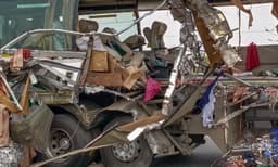 അവിനാശി അപകടത്തിന്റെ പൂര്‍ണ്ണ ഉത്തരവാദിത്വം ലോറി ഡ്രൈവര്‍ക്ക് ; കണ്ടെയ്‌നര്‍ ലോറികളുടെ ഓട്ടം നിയന്ത്രിക്കാന്‍ നടപടിയെടുക്കുമെന്ന് മന്ത്രി