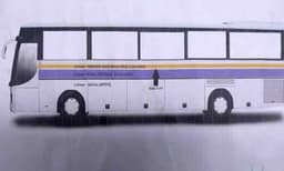 ഉത്സവ പ്രതീതി മാഞ്ഞു; ടൂറിസ്റ്റു ബസുകളുടെ പുതിയ രൂപം ഇങ്ങനെ