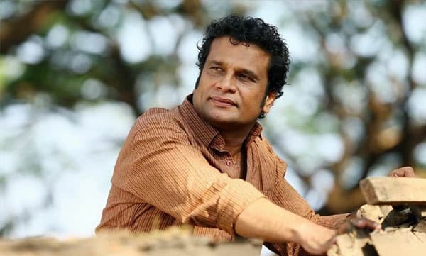 ഞങ്ങള്‍ തടി കൂട്ടുകയും കുറയ്ക്കുകയും ചെയ്യുന്ന തിരക്കിലാണ്, എല്ലാം കെട്ടടങ്ങിക്കഴിഞ്ഞാല്‍ ഞങ്ങള്‍ സിനിമയും എടുക്കും.: പരിഹാസവുമായി ഹരീഷ് പേരടി