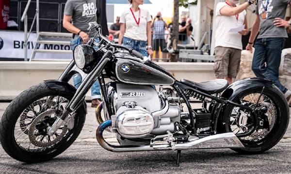 ബിഎംഡബ്ല്യു ആര്‍18  അടുത്ത മാസം അരങ്ങേറ്റം നടത്തും