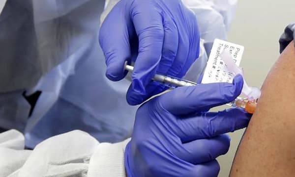 കൊറോണ; മരണസംഖ്യ ഉയരുന്നു; അമേരിക്കയില്‍ മരുന്ന് പരീക്ഷണം ആരംഭിച്ചു