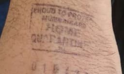 കൈയില്‍ ക്വാറന്റൈന്‍ പതിച്ച നാലുപേര്‍ ഗരീബ്‌രാത്ത് തീവണ്ടിയില്‍ ; അധികൃതര്‍ക്ക് കൈമാറി 