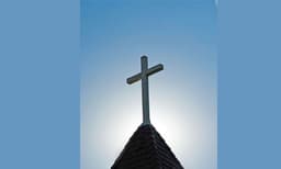 'കൊറോണ ജാഗ്രത'യ്ക്കിടെ നാനൂറോളം പേരെ പങ്കെടുപ്പിച്ച് കുര്‍ബാന: വൈദികര്‍ക്കെതിരെ കേസ് 