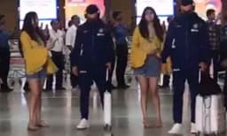 കൊറോണയ്ക്കിടെ സെല്‍ഫി എടുക്കാന്‍ ആരാധിക ; അവഗണിച്ച് കോഹ്‌ലി 
