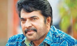 'എല്ലാവിധ സുഖസൗകര്യങ്ങളോടെയും ജീവിക്കുന്ന മമ്മൂട്ടിയ്ക്ക് പാവപ്പെട്ടവന്റെ നൊമ്പരങ്ങള്‍ മനസ്സിലാകുന്നു എന്നത് ചെറിയ കാര്യമല്ല; വിരോധികളെ വരെ ആരാധകരാക്കുന്ന ജാലവിദ്യക്കാരന്‍'; കുറിപ്പ്