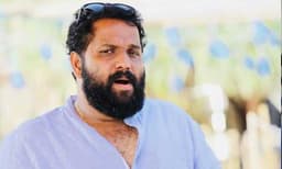 ഫ്‌ലാറ്റില്‍ വേസ്റ്റെടുക്കാന്‍ വന്ന ചേച്ചിയെ ഉപദേശിച്ചു; ലഭിച്ച മറുപടി ഹൃദയത്തില്‍ തൊട്ടു; വൈറലായി സംവിധായകന്‍ ആരുണ്‍ ഗോപിയുടെ കുറിപ്പ്