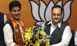 ബി.ജെ.പിയില്‍ ചേര്‍ന്നതിന് പിന്നാലെ ജ്യോതിരാധിത്യ സിന്ധയ്ക്കെതിരായ വ്യാജരേഖാ തട്ടിപ്പ് കേസ് അവസാനിപ്പിച്ചു