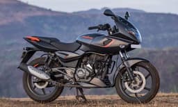 2020 ബജാജ് പൾസർ 180 F ബിഎസ് VI പുറത്തിറങ്ങി