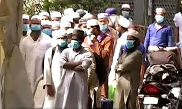 നിസാമുദ്ദീന്‍ സമ്മേളനത്തില്‍ പങ്കെടുത്തത് 2100 വിദേശ പ്രതിനിധികള്‍ ; 200 പേര്‍ രാജ്യത്ത് ഒളിവില്‍ ; ഡല്‍ഹി പോലീസ് 16 പള്ളികളില്‍ തെരച്ചില്‍ നടത്താനൊരുങ്ങുന്നു 