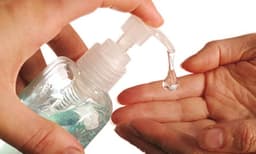 ഇന്ത്യയിലെ കോവിഡ് മരണങ്ങള്‍: കൂടുതലും പ്രായമായവരില്‍, ശരാശരി പ്രായം 60 ; കൂടുതല്‍ അപകടം വിതയ്ക്കുന്നത് പ്രഷറും ഷുഗറും ഉള്ളവരില്‍