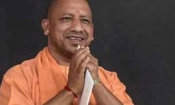 സംസ്ഥാനത്ത് പതിനൊന്ന് ലക്ഷം നിർമാണ തൊഴിലാളികൾക്ക് സാമ്പത്തിക സഹായവുമായി യോഗി ആദിത്യനാഥ് 