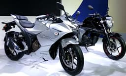 സുസുക്കി ജിക്‌സര്‍ എസ്എഫ്250, ജിക്‌സര്‍ 250 ബൈക്കുകള്‍ എത്തുന്നു