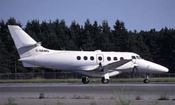 കാന്‍സര്‍ ബാധിതനായി സുമനസ്സുകള്‍ കൈകോര്‍ത്തു, വിലക്കുകള്‍ മാറ്റി കേന്ദ്രസര്‍ക്കാര്‍; ബ്രിട്ടണില്‍ നിന്നും തലശേരി സ്വദേശിയെ കോഴിക്കോട് എത്തിച്ചു