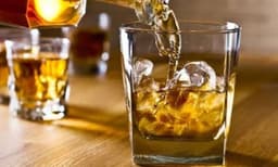 അബ്കാരി നിയം ഭേദഗതി ചെയ്ത് സർക്കാർ ; എന്നാല്‍ വിതരണം ഉടനില്ല 