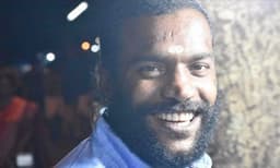 വിവാഹത്തിന് കരുതിയ പണം മുഖ്യമന്ത്രിയുടെ ദുരിതാശ്വാസനിധിയിലേക്ക് നല്‍കാന്‍ മണികണ്ഠന്‍