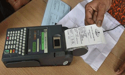 ഇ - പോസ് മെഷീനിലെ നമ്പര്‍ ക്രമീകരണ പ്രശ്‌നം; കിറ്റ് വിതരണം തടസ്സപ്പെടുന്നു
