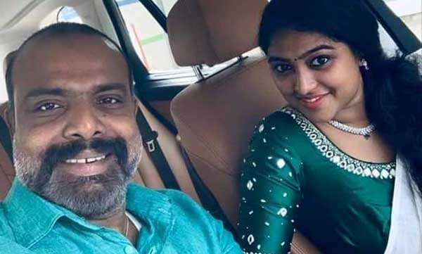 സ്വന്തം ലൈംഗികദാരിദ്ര്യവും കപടസദാചാരവും പുറത്തേക്ക് ഒഴുക്കാന്‍ ഒരു അവസരം തേടിനടക്കുന്ന കുറേ മലയാളികള്‍ ചെമ്പന്‍ വിനോദിന്റെ വിവാഹം ശരിക്കും 'ആഘോഷിക്കുന്നുണ്ട്'; വൈറലായി കുറിപ്പ്