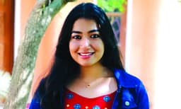 'ഏത് ടൈപ്പ് ചേട്ടനാണെങ്കിലും...' കുമ്പളങ്ങി നായികയുടെ ആ മാസ് ഡയലോഗ് ഞാന്‍ കൈയില്‍നിന്ന് ഇട്ടതാ ഗ്രേസ് ആന്റണി
