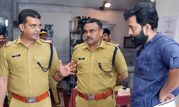 ഒരു നെടുമങ്ങാടന്‍ വീരകഥ