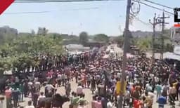 ഗുജറാത്തില്‍ അതിഥി തൊഴിലാളികളുടെ പ്രതിഷേധം; ലാത്തിച്ചാര്‍ജ്