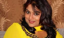 വാട്‌സ്ആപ്പില്‍ ഗ്രൂപ്പ് ചാറ്റിനിടെ മോശമായി പെരുമാറി, നടനെതിരെ രഞ്ജിനി