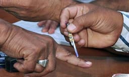 തദ്ദേശതെരഞ്ഞെടുപ്പില്‍ സംവരണസീറ്റുകള്‍ മാറിമറിയും ; അധ്യക്ഷസ്ഥാനങ്ങളില്‍ കണ്ണുവച്ചിട്ടുള്ള നേതാക്കളുടെ ചങ്കിടിപ്പ് കൂട്ടുന്നു